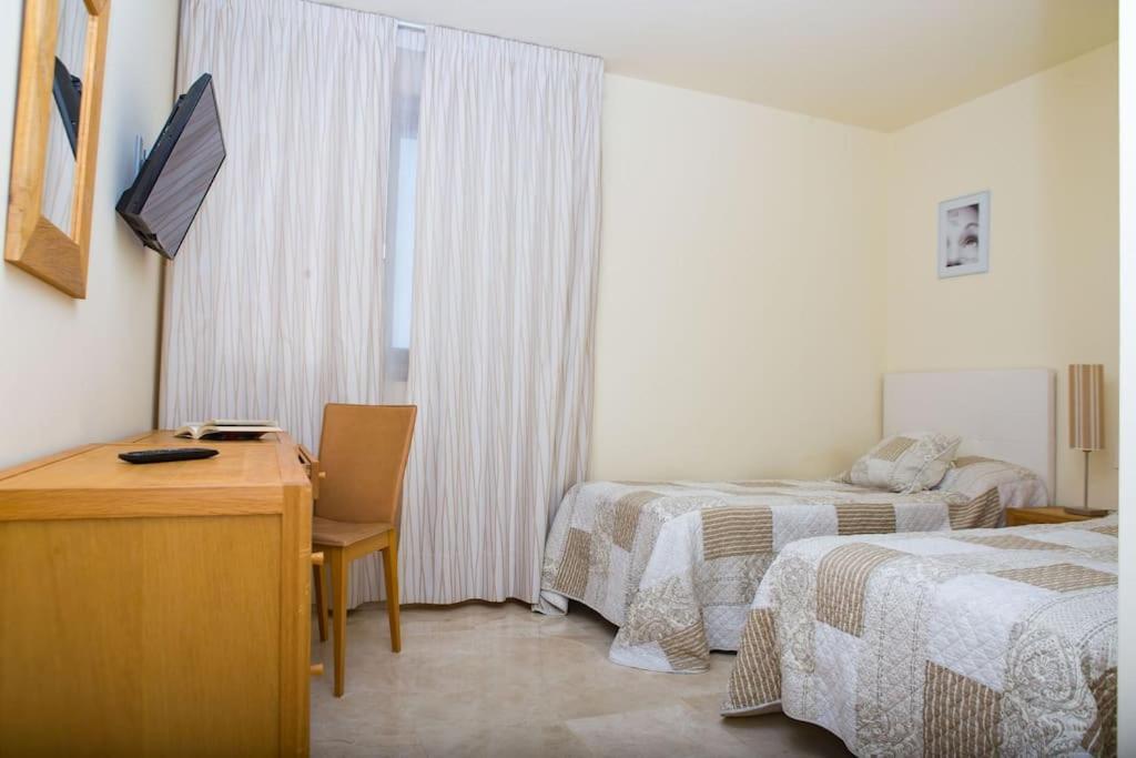 2 Bedrooms Apartment In Magnolia Golf Resort, La Caleta Costa Adeje  Exteriér fotografie