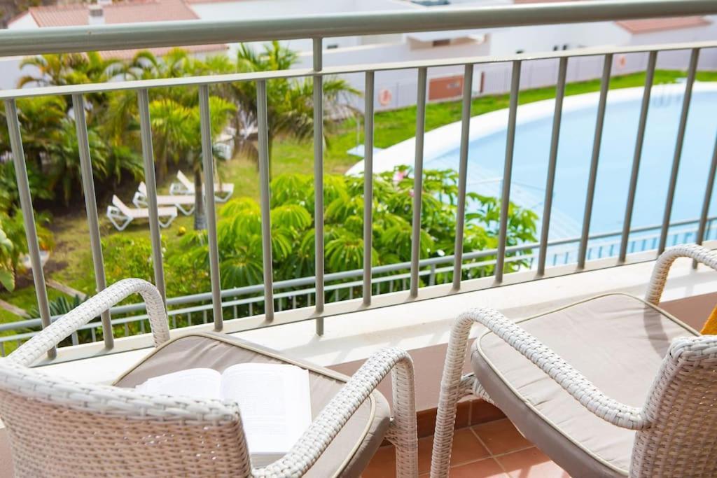 2 Bedrooms Apartment In Magnolia Golf Resort, La Caleta Costa Adeje  Exteriér fotografie