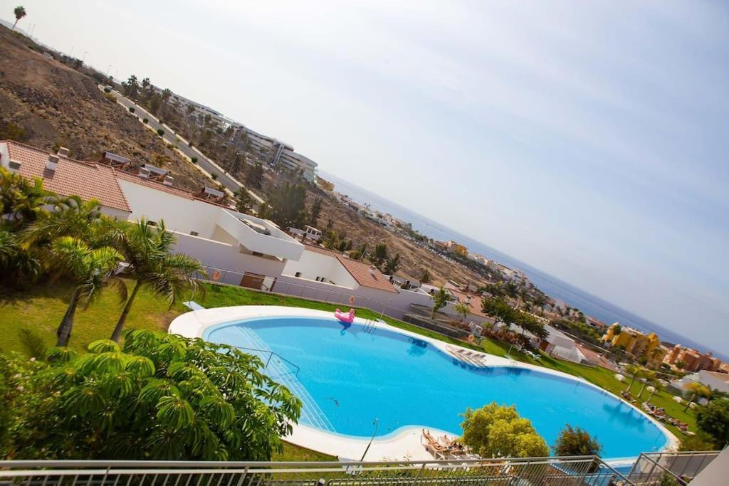 2 Bedrooms Apartment In Magnolia Golf Resort, La Caleta Costa Adeje  Exteriér fotografie