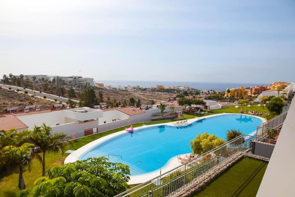 2 Bedrooms Apartment In Magnolia Golf Resort, La Caleta Costa Adeje  Exteriér fotografie